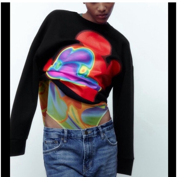 Zara Disney Mickey Mouse Black Multicolored Sweatshirt Size Large NWT - Picture 2 of 8